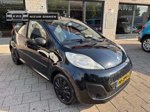 Peugeot 107 1.0 facelift 5Deurs Airco NAP