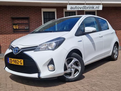 Toyota Yaris 1.5 Hybrid Lease, CAMERA / NAVI / CRUISE CONTROL