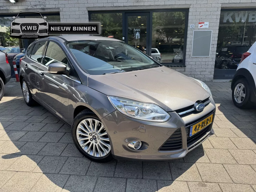 Ford Focus 1.6 EcoB. Titanium Trekhaak Navi Beurt