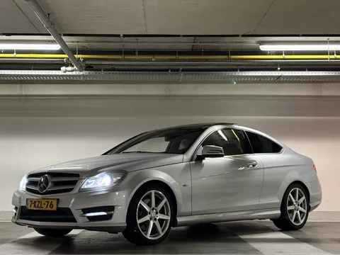 Mercedes-Benz C-Klasse Coup&eacute; 350 AMG - pano - dealer onderhouden -