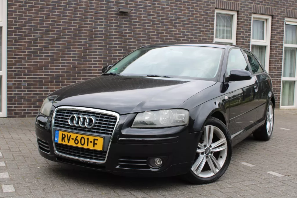 Audi A3 1.9 TDI Attraction-clima-lmv