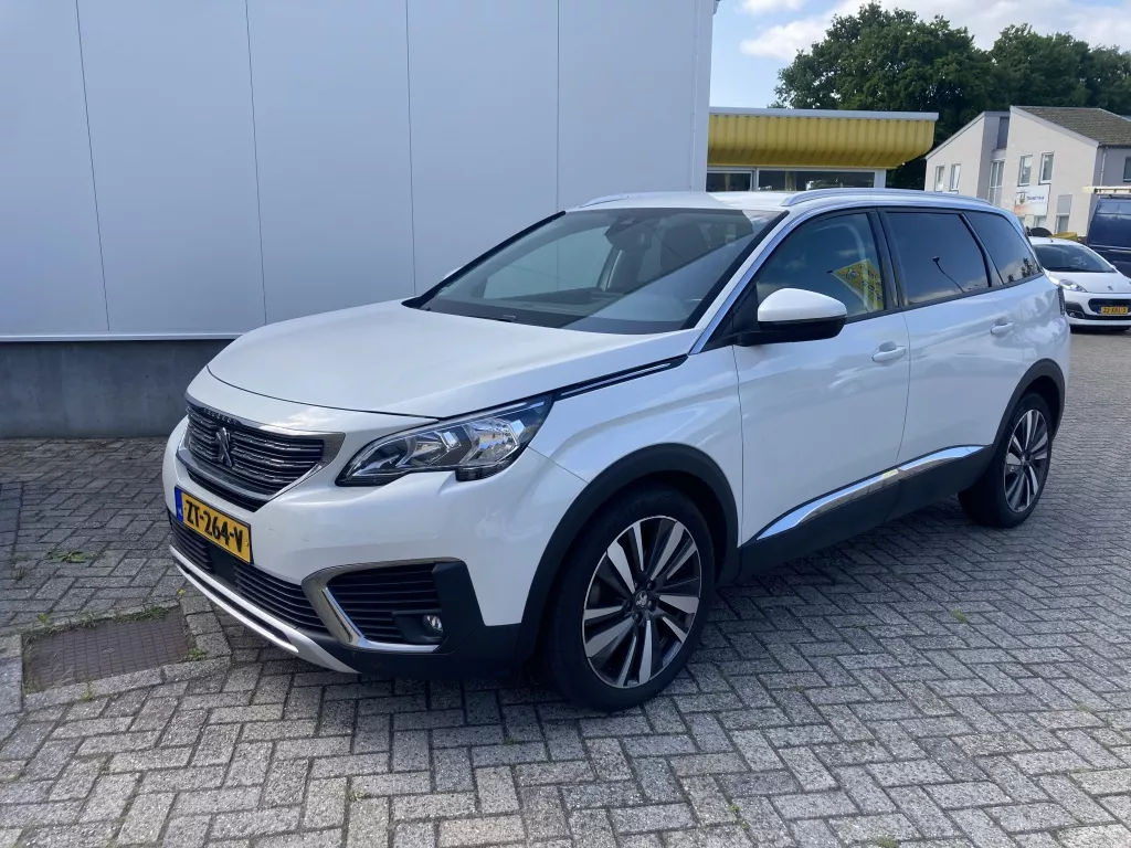 Peugeot 5008 1.2 PureTech Allure