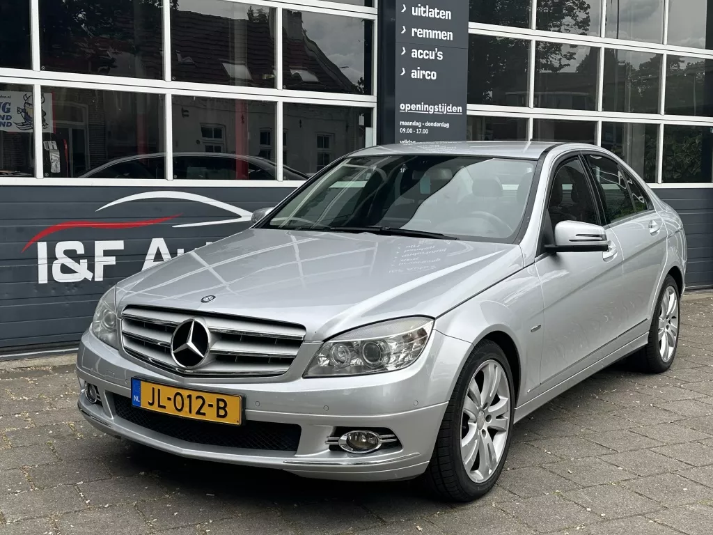 Mercedes-Benz C-Klasse 200 K Avantgarde Carplay Ecc Pdc Xenon