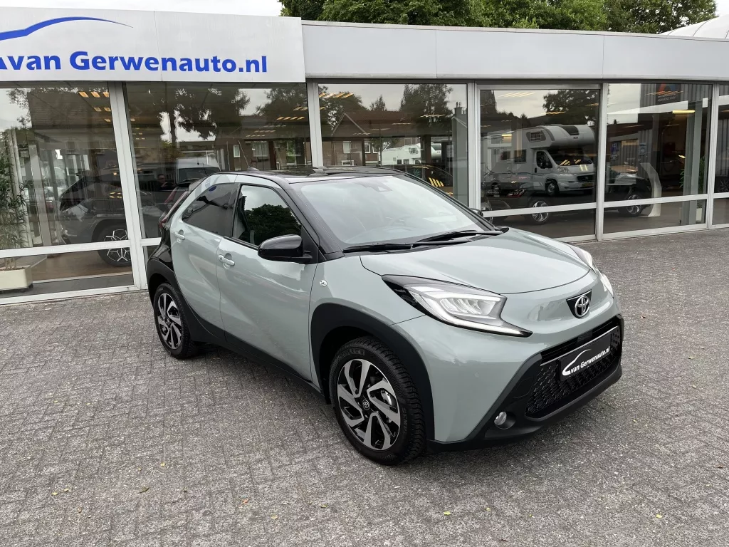 Toyota Aygo X 1.0 VVT-i S-CVT Pulse | Navi | Camera | Parkeersensoren V+A