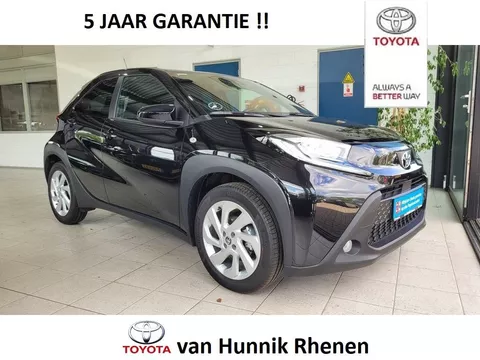Toyota Aygo X 1.0 VVT-i Automaat First | Stoelverw | LED | Apple-Android |