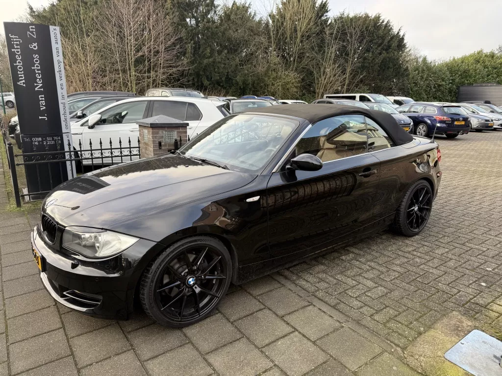 BMW 1 Serie Cabrio 125i High Executive