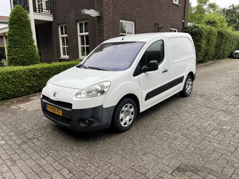 Peugeot Partner 120 1.6eHDI L1XT Pr+
