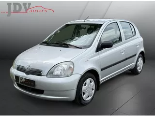 Toyota Yaris 1.3-16V VVT-i Sol AUTOMAAT 5 drs