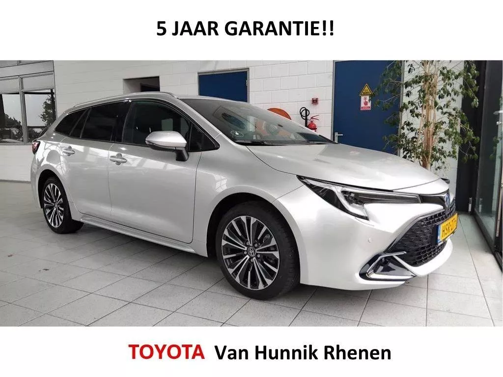 Toyota Corolla Touring Sports 1.8 140 Style | Navi | Stoel en stuurverw | Parksens V+A | LED |
