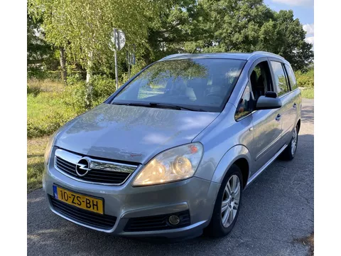 Opel Zafira 1.8 Cosmo