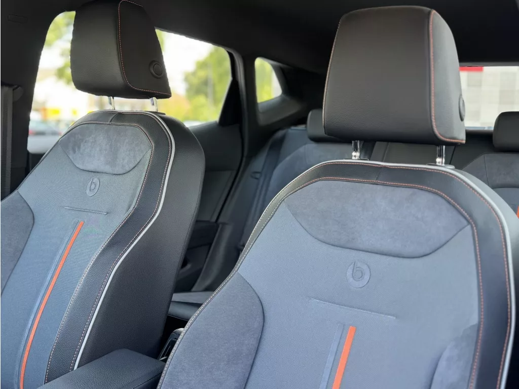 SEAT Ibiza 1.0 TSI FR BEATS LED CLIMA CAMERA FRONT SEAT Ibiza 1.0 TSI FR BEATS LED CLIMA CAMERA FRONT