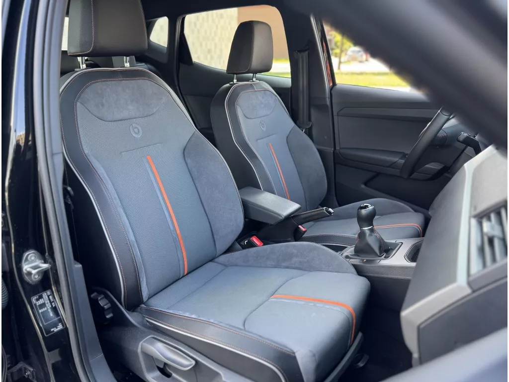 SEAT Ibiza 1.0 TSI FR BEATS LED CLIMA CAMERA FRONT SEAT Ibiza 1.0 TSI FR BEATS LED CLIMA CAMERA FRONT