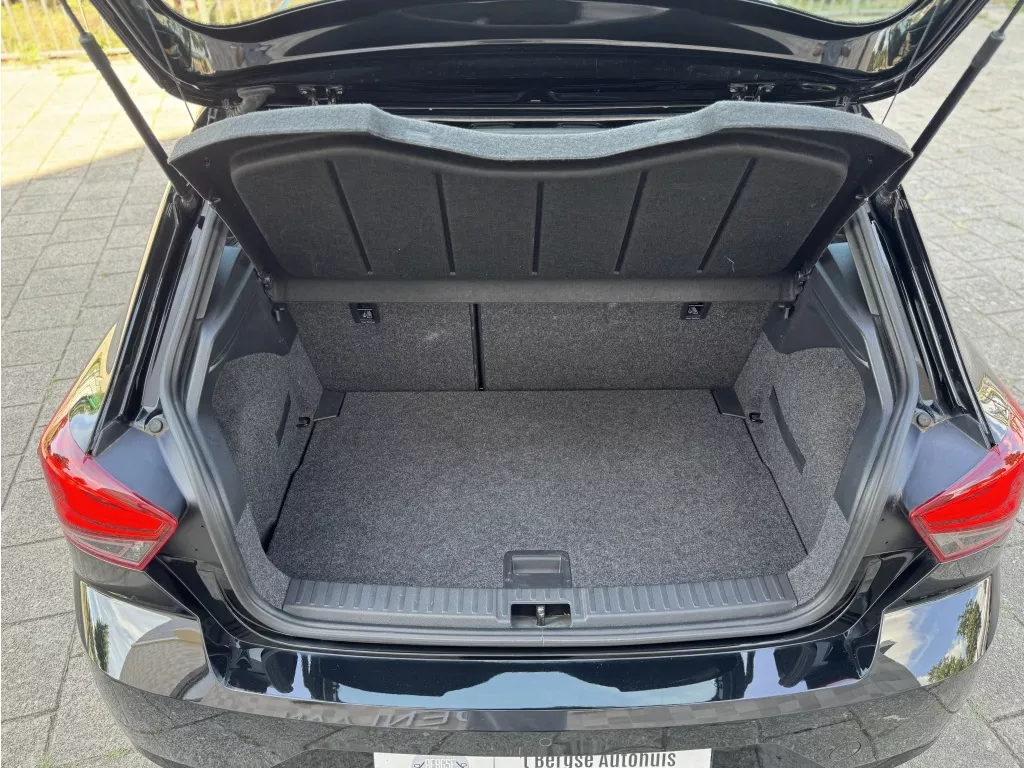 SEAT Ibiza 1.0 TSI FR BEATS LED CLIMA CAMERA FRONT SEAT Ibiza 1.0 TSI FR BEATS LED CLIMA CAMERA FRONT