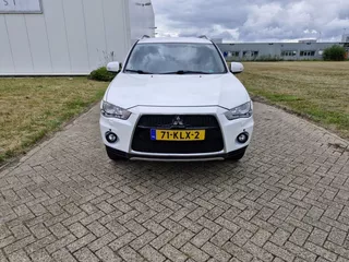 Mitsubishi Outlander 2.0 Intro Edition