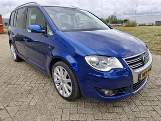 Volkswagen Touran 1.4 TSI R- line automaat nieuwe distributie ketting