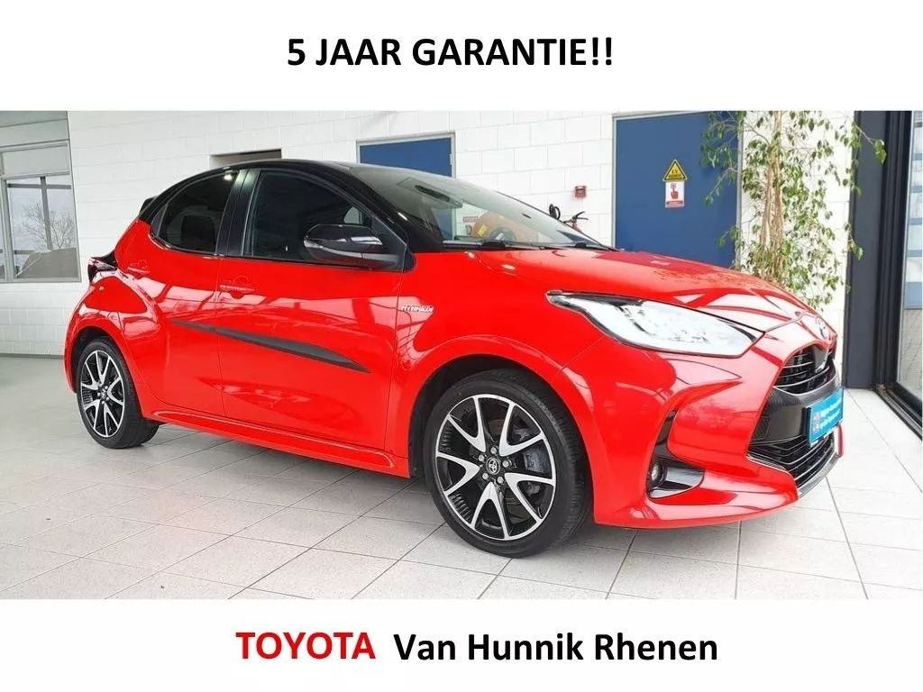 Toyota Yaris 1.5 Launch Edition | Stoel en stuur verw | HUD | Keyless |
