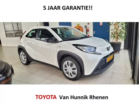 Toyota Aygo X 1.0 VVT-i MT Play | Apple-carplay | Camera | Airco
