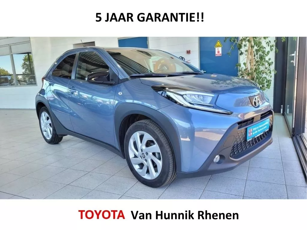 Toyota Aygo X 1.0 VVT-i Automaat First | Stoelverw | LED | Apple-Android |