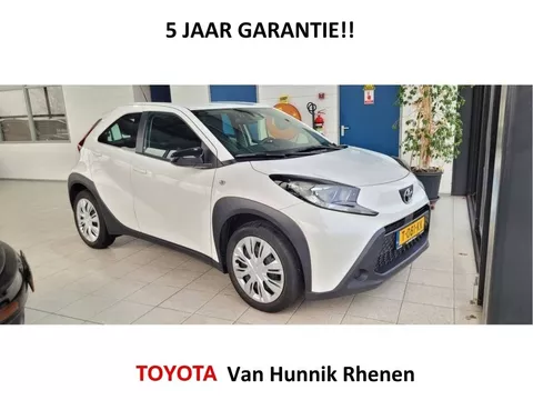 Toyota Aygo X 1.0 VVT-i Automaat Play | Airco | Camera | Apple-Android |
