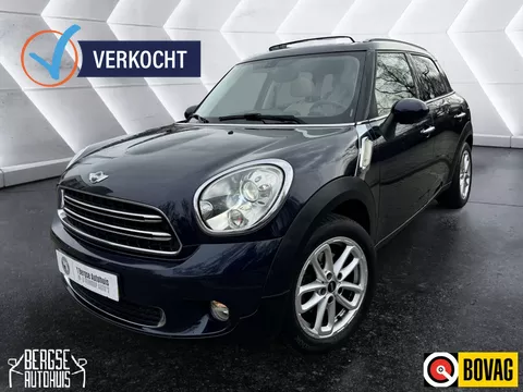 MINI Countryman 1.6 Cooper PANO NAVI ECC PDC XENON