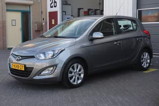 Hyundai i20 1.2i i-Deal