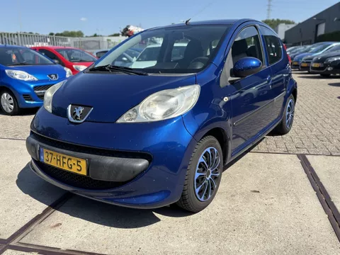Peugeot 107 1.0-12V XS AIRCO!