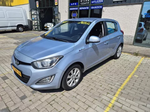 Hyundai i20 1.2i i-Deal
