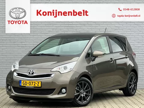 Toyota Verso-S 1.3 VVT-i Trend Automaat | Navi | Pano | Trekhaak | NL auto