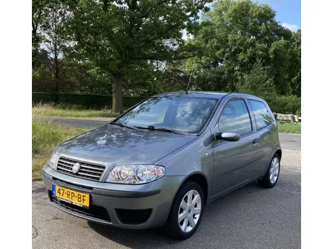 Fiat Punto 1.2 Young Dualogic