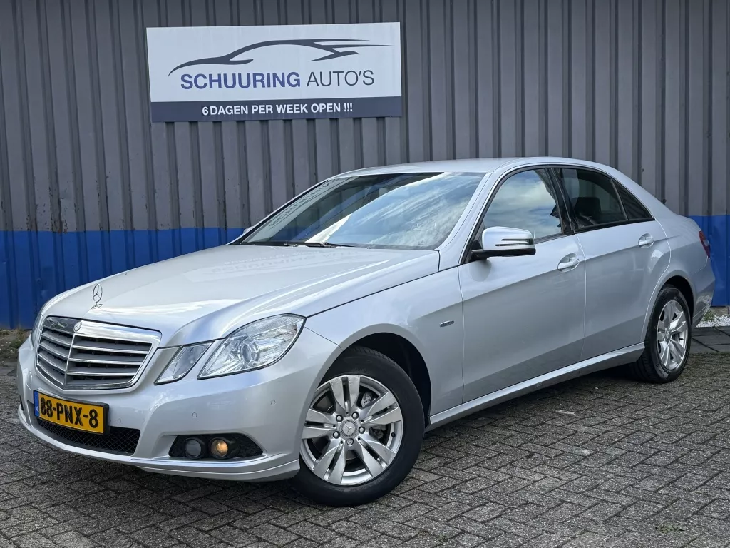 Mercedes-Benz E-Klasse 200 CGI Bns Automaat / Navi