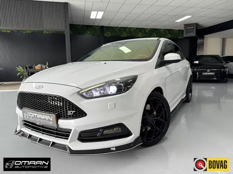Ford Focus 2.0 ST-2 250PK 2016 RECARO MAXTON